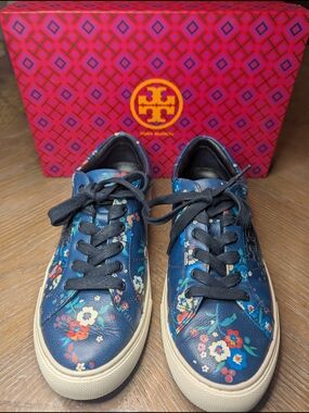 Tory Burch Navy Floral Leather Low-Top Sneakers
